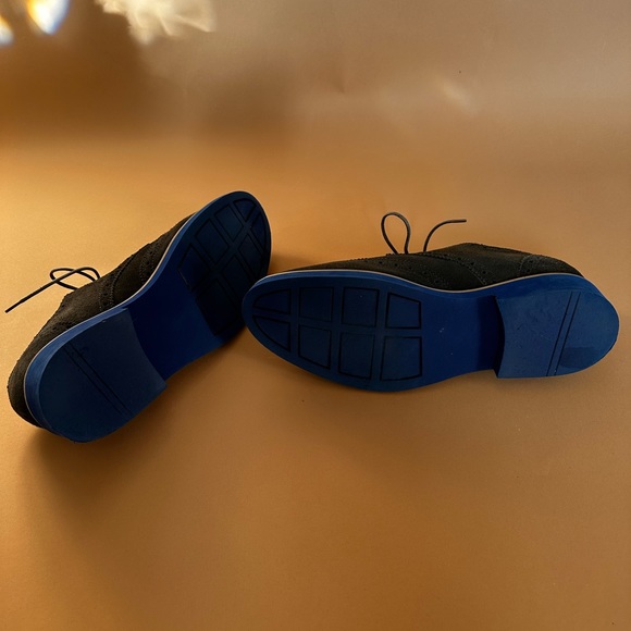 Like new Steve Madden shoe - Picture 2 of 6